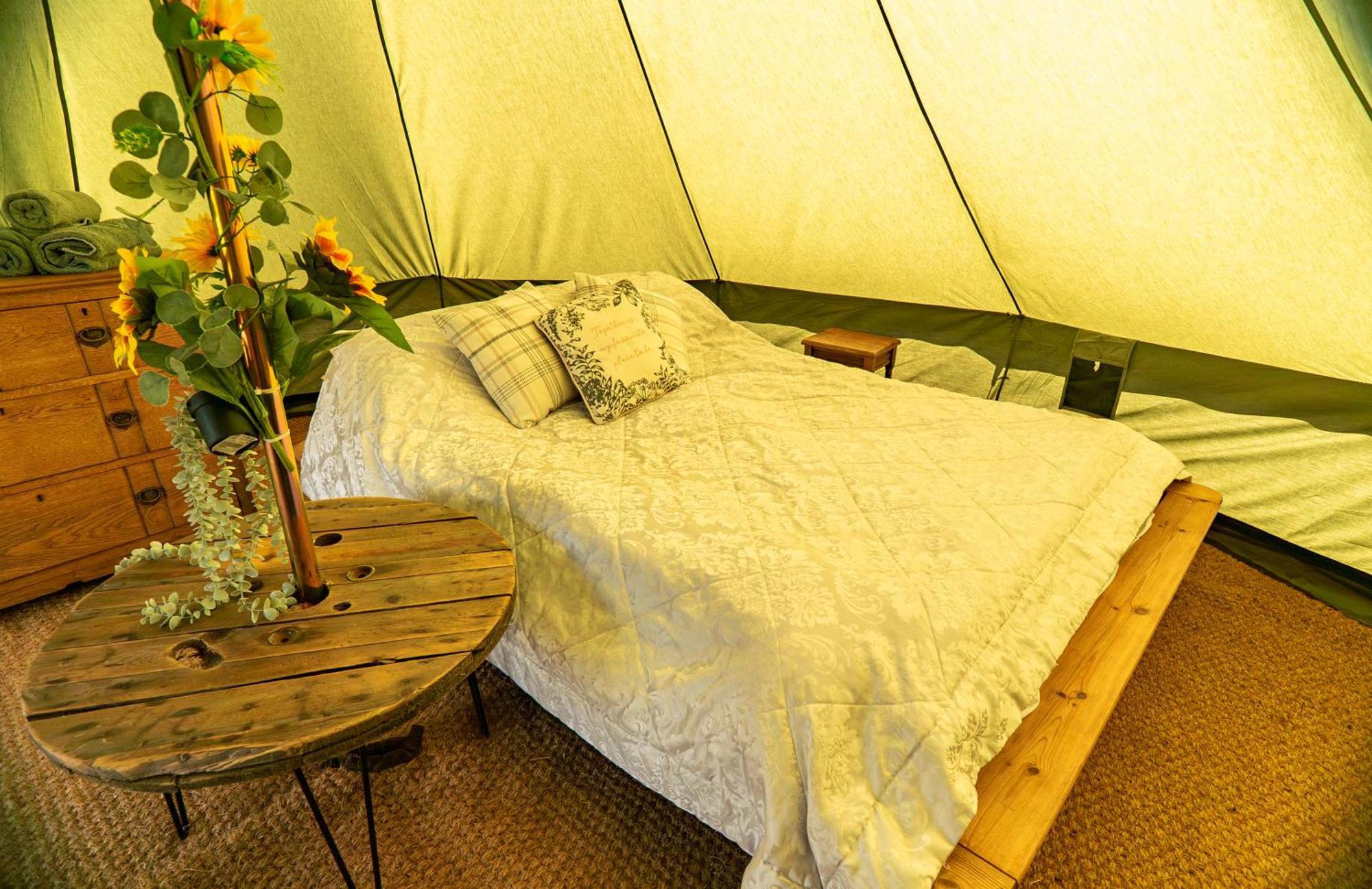 Bluebell Bell Tent The Roaches Upper Hulme Exterior photo